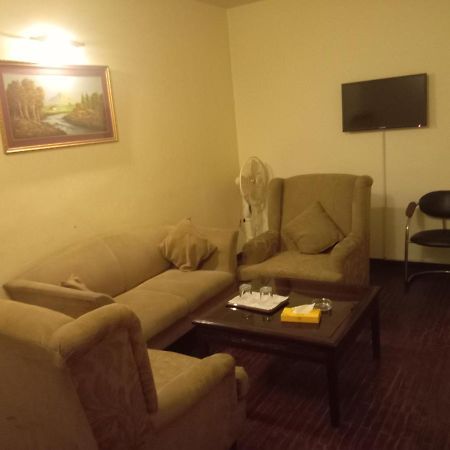 Hotel Shalimar 라왈핀디 외부 사진
